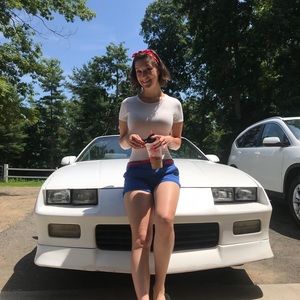 Meet your Posher, Jillian